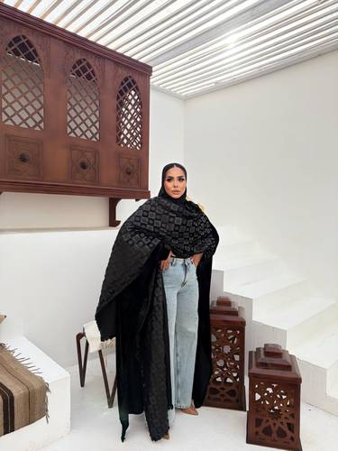 Sultanah - The Velvet Lattice Bisht