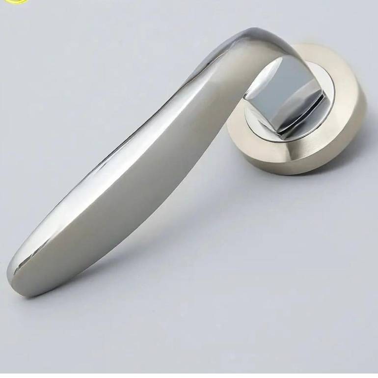 مسكات ابواب مفصول فضي 