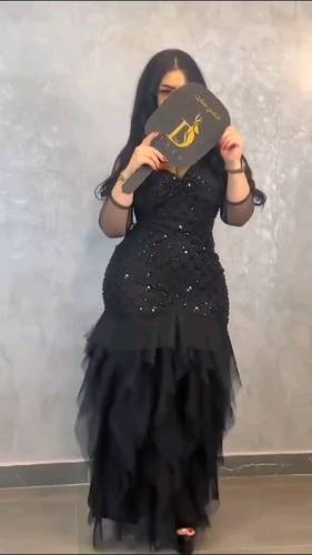 فستان اسود سهره مع تل كسرات