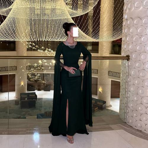 فستان جورجيت زيتي مع اكمام دانتيل 