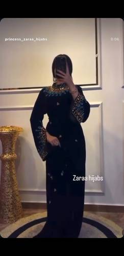 فستان باربي مع تطريز يدوي راقي شك 