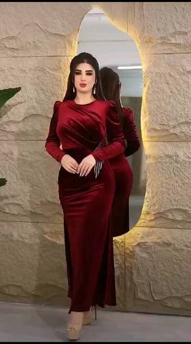 فستان عودي مخمل شتوي 