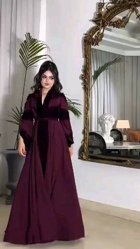 فستان عودي جوجيت مع مخمل كوري الاصلي 