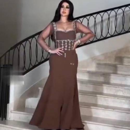 فستان موكا باربي مع تطريز يدوي راقي 