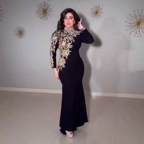 فستان اسود باربي مع تطريز يدوي راقي