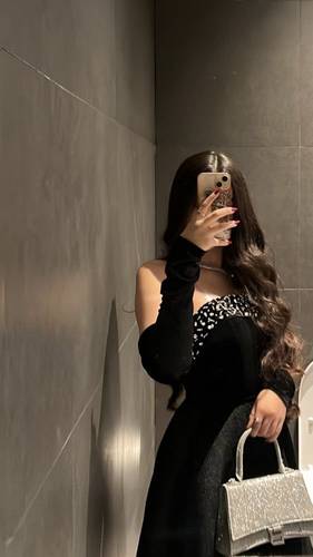 فستان اسود اكمام منفصله