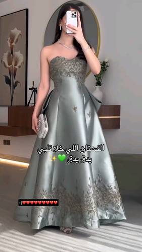 فستان تيفاني ميكادو مع تطريز راقي 