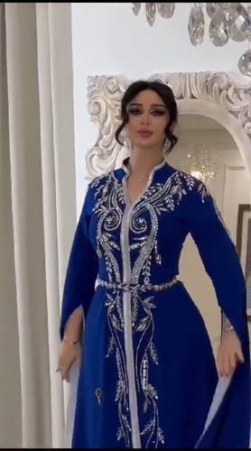 جلابيه نيلي مع تطريز 