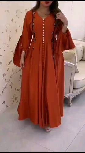 فستان طوبي تفته تطريز يدوي 