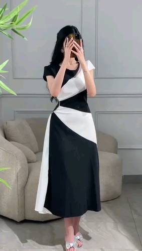 فستان ميد كريب راقي 