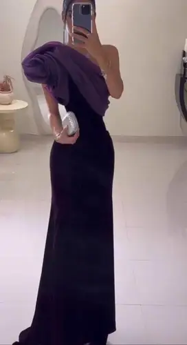 فستان اسود باربي مع جزار 