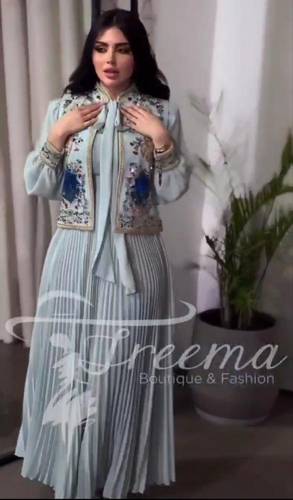 فستان تيفاني قطعتين جورجيت بوليسيه مع تطريز يدوي 