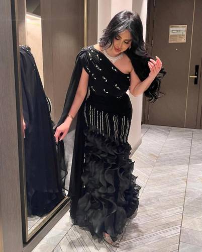 فستان اسود سهره مع تطريز يدوي راقي 