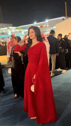 فستان شهد الشمري