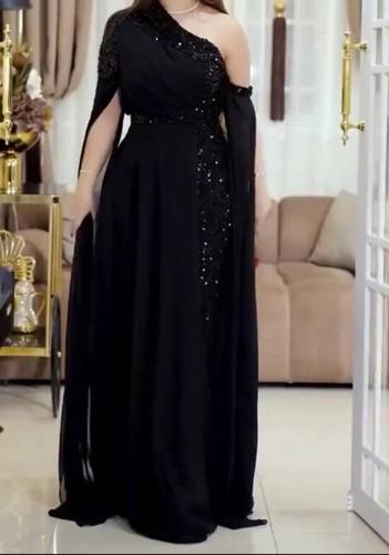 فستان اسود جورجيت مع ترتر 