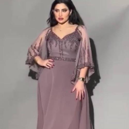 فستان جلاكسي جورجيت مع خرز 
