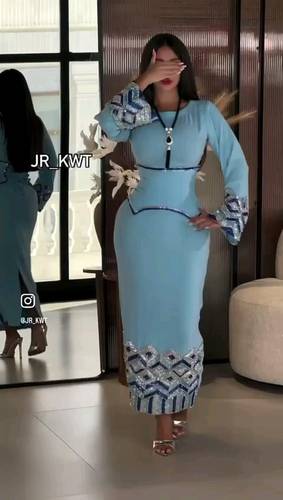 فستان باربي تطريز يدوي