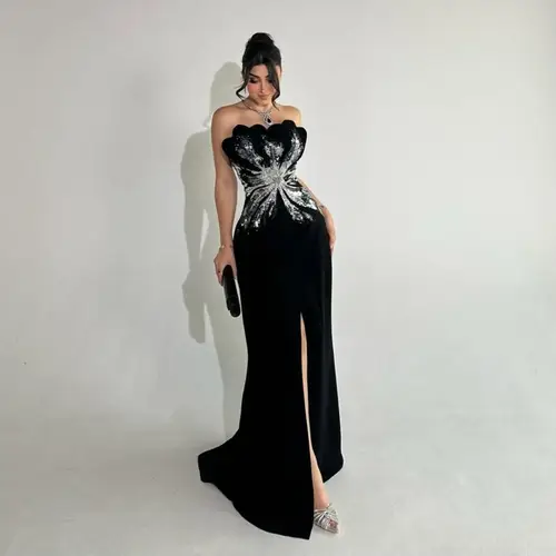 فستان اسود باربي مزين بكلفه شك 