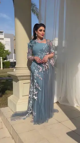 فستان سماوي باربي مع تل وكلفه مورده راقيه