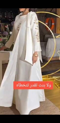 فستان سهره باربي مع تطريز يدوي 