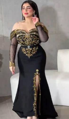 فستان اسود باربي مع تطريز يدوي راقي 