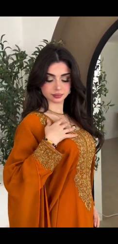 فستان جلابيه جورحيت مع تطريز يدوي 
