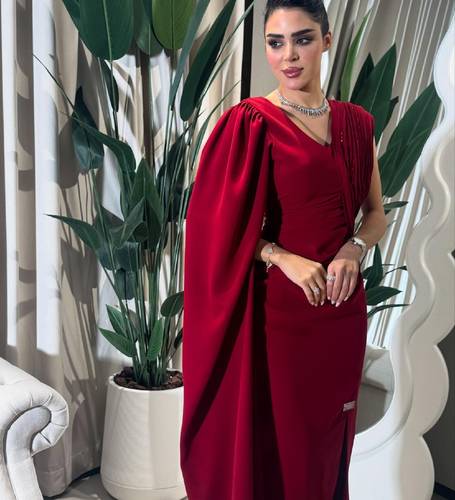 فستان احمر باربي 