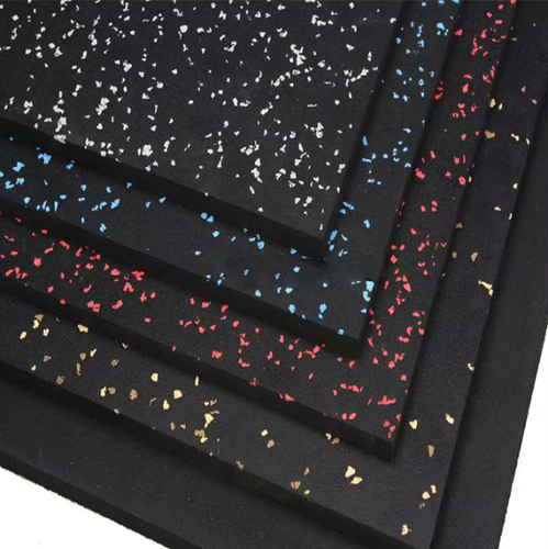 أرضيات مطاطية رول اسود منقط للصالات والنوادي الرياضية سماكة 8 ملي | Rubber Flooring Rolls Black Dotted -8mm