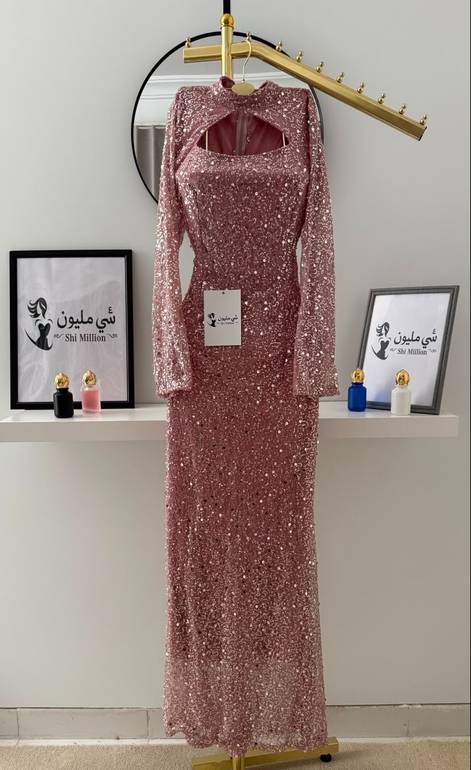 فستان سهرة وهج الروز