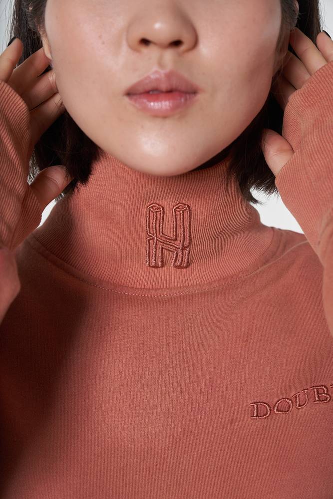 HIGH NECK - ORANGE RUST