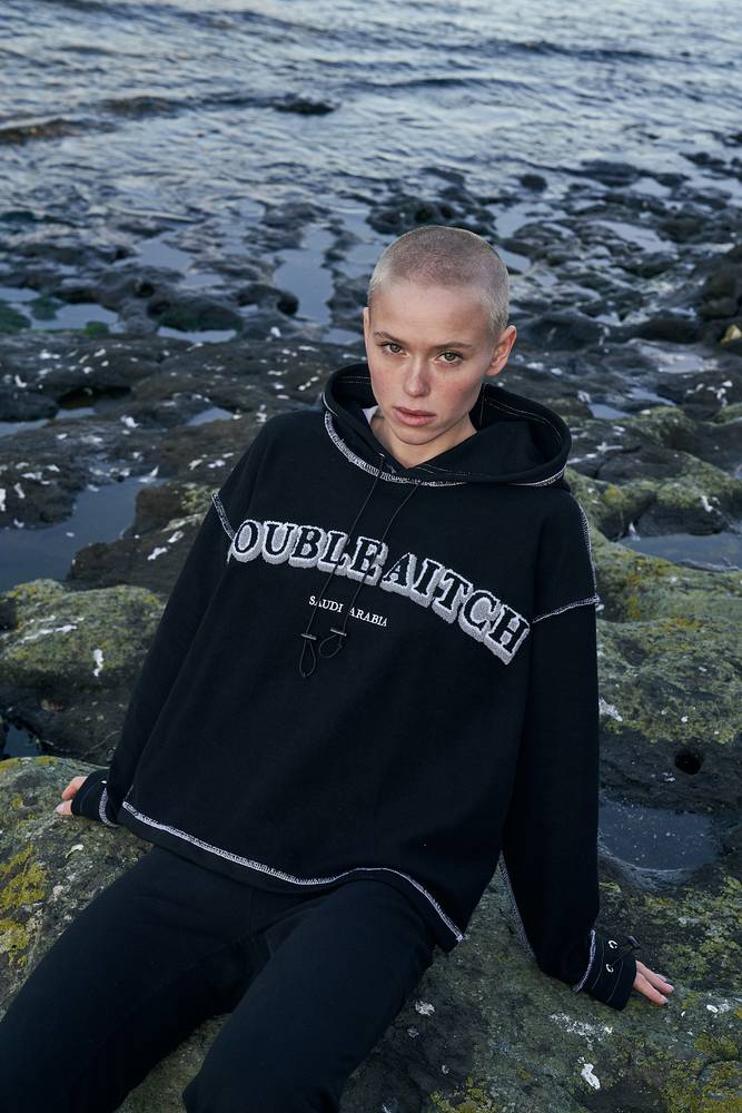 HOODIE - BLACK