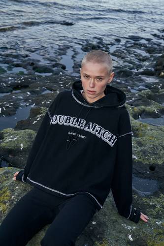 HOODIE - BLACK