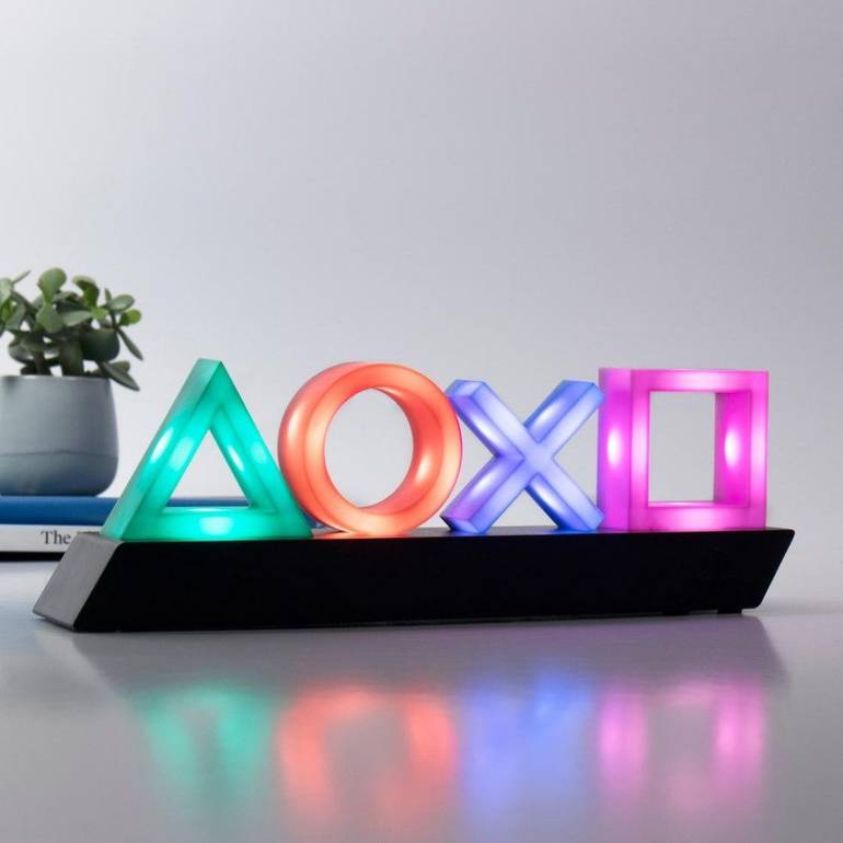 أيقونة بتصميم رموز بلايستيشن بإضاءة LED متعدد الألوان