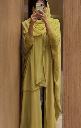 عباية بطرحة لف بقصات مشلح قماش  الندى alnada formal colorful