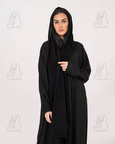 عباية بطرحة بطقطق بقصاتA-Line ممكن طلب العبايه على اي لون عند كتابة الون في الملاحظات 