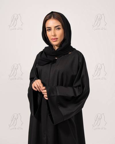 عباية بطرحة بطقطق بقصات A-Line بكم واسع ممكن اختيار اي لون عند كتابة رقم الون في الملاحظات