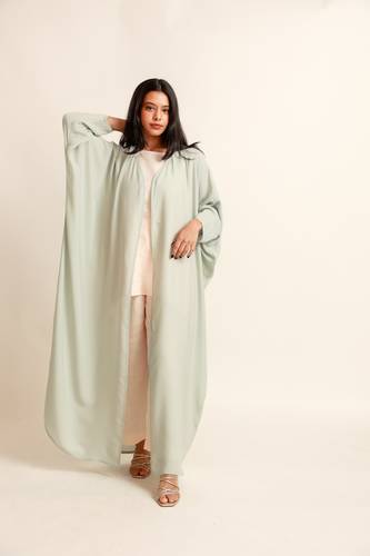 عباية بطرحة لف بقصات مشلح قماش  الندى alnada formal colorful