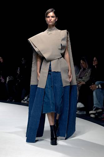 ِِAsymmetrical Jacket With Denim Pieces