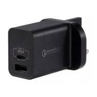 شاحن جداري موماكس بمنفذ PD & منفذ شحن سريع USB 3.0 QC وبقوة 18 واط - اسود