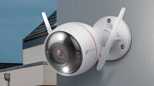  كاميرا EZVIZ C3W-PRO اللاسلكية الذكية بدقة 4 ميجابكسل مع رؤية ليلية ملونة وصفارات الإنذار وستروب