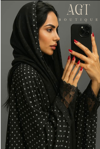 عباية منقطه سوداء