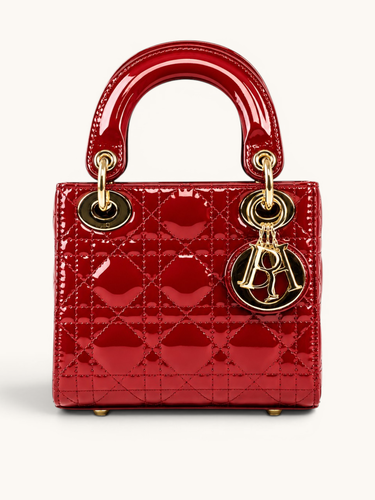 Diorama lady handbag