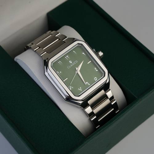 Clasico AK5711M