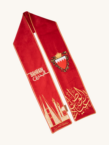 وشاح مخملي من Kingdom Glory