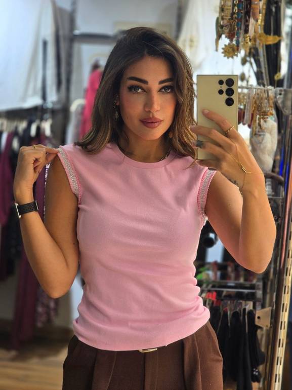 Pink top with silver lines