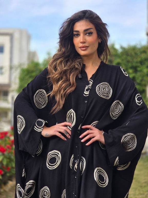 Black tunic gold embroidered 