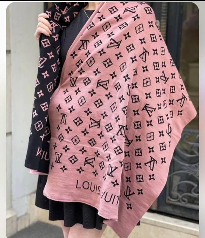 LV double face shawl