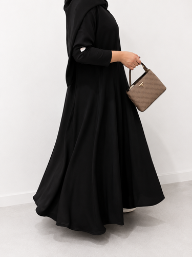 نجد ✨ +طرحة مجانا