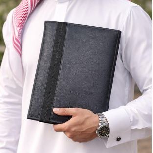 ملف فاخر اسود اللون من الجلد المعاد تدويره مزين بالزري الحريرالمشغول يدوياً