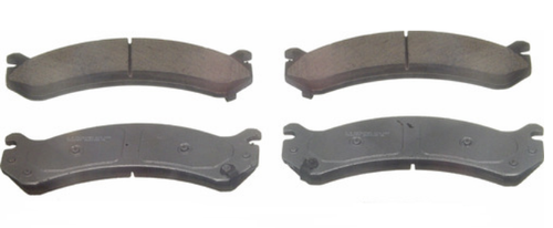 Brake Pad Front Cadillac DeVille 2000/2005< DTS 2006/2011, Chevrolet Avalanche 2002/2006, Silverado 2001/2010, GMC Savana 2003/2017, Sierra 2001/2010, Yukon 2000/2013
